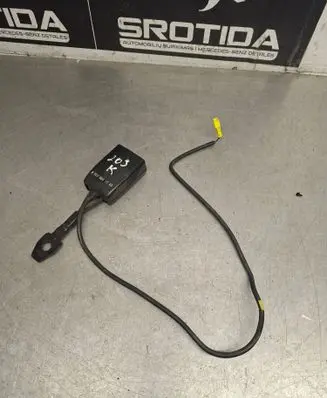 Mercedes-Benz C W203 Front seatbelt buckle A2038601569
