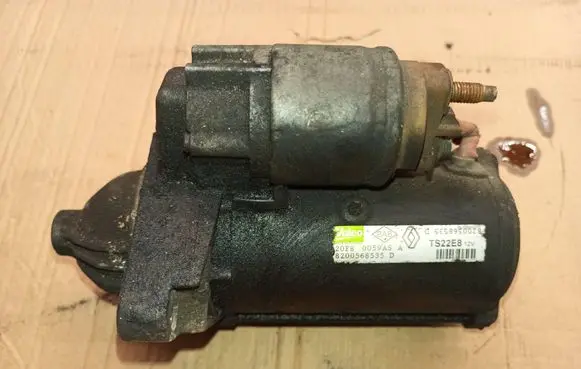 Renault Espace - Grand espace IV Starter motor 8200568535