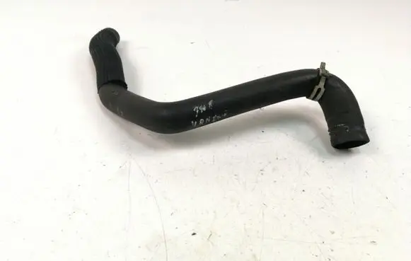 Peugeot 3008 I Engine coolant pipe/hose