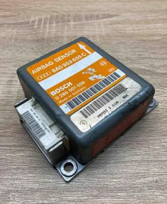 Audi A4 S4 B5 8D Airbag control unit/module 8A0959655C 0285001038