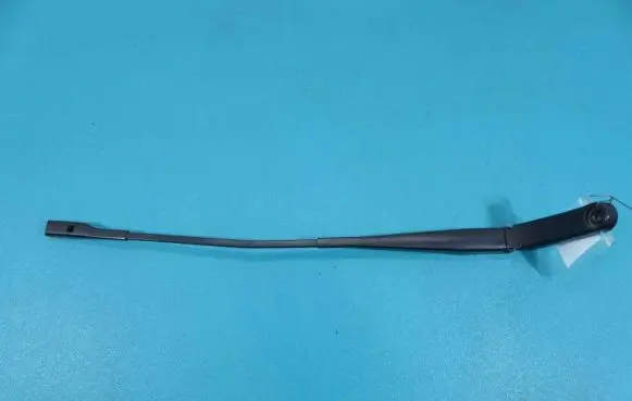 Volkswagen Jetta VI Front wiper blade arm 5C7955410 IMPRK869249