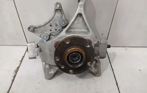 McLaren 600LT Rear wheel hub spindle/knuckle 14BA022CP