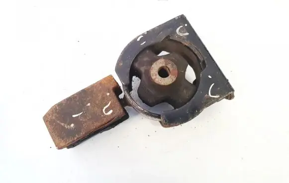 Toyota Avensis T220 Engine mount bracket av74271 av-74271