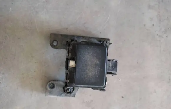 Volkswagen Golf VII Distronic sensor radar 5Q0907561A 0203300153 5Q0907572A