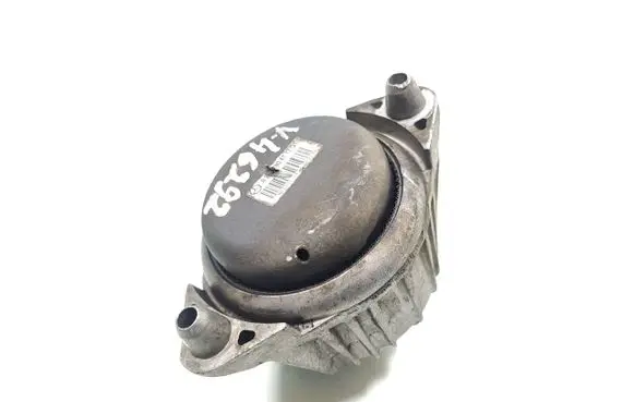 Mercedes-Benz E C207 W207 Engine mounting bracket A2042404717