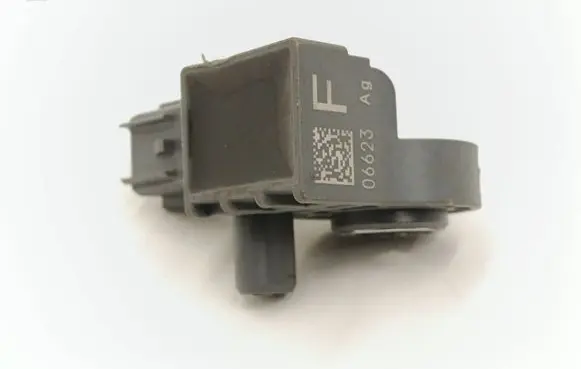 Volvo XC90 Airbag deployment crash/impact sensor 31451528 08098345