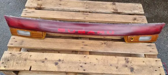 Subaru Legacy Tailgate rear/tail lights 0432009