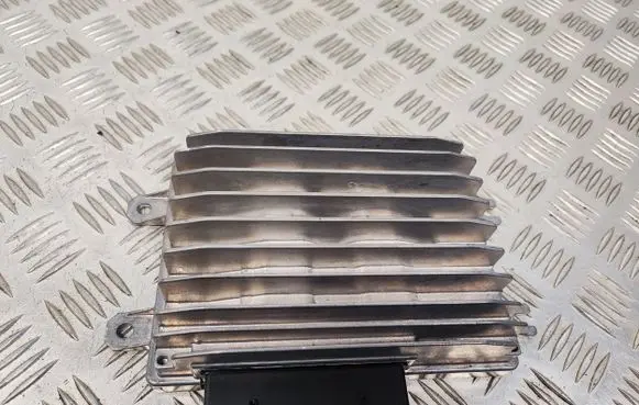 Audi A4 S4 B9 Sound amplifier 8Y0035465A