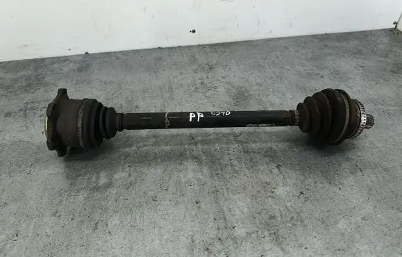 Volkswagen PASSAT B5.5 Front driveshaft 8D0407272EH
