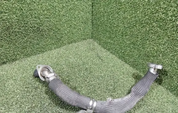 Jaguar XF X250 Engine coolant pipe/hose 9X2Q9H449FA 4R8Q9F488B 01694649030