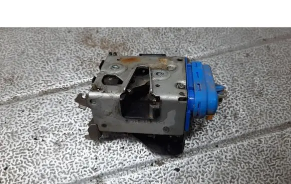 Audi A4 S4 B5 8D Rear door lock