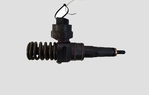 Volkswagen PASSAT B5.5 Fuel injector 038130073AA 0414720028