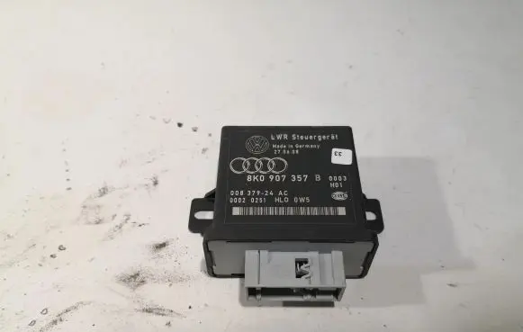 Audi A4 S4 B8 8K Light module LCM 8K0907357B