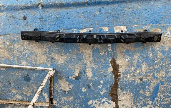 Suzuki Swift II Front bumper 7245168L0