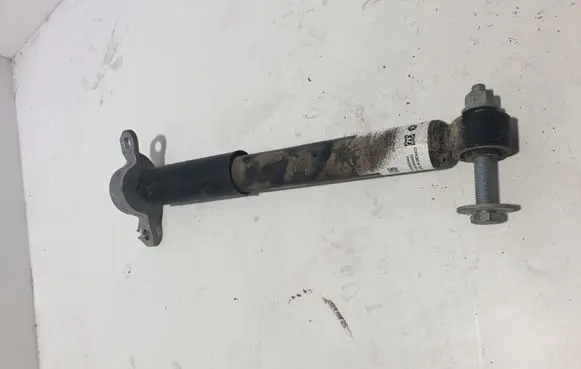 Chrysler Pacifica Rear shock absorber/damper 68238020AH 68231476AE