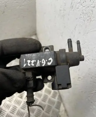 Chrysler Grand Voyager IV Turbo solenoid valve