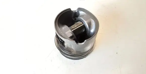 BMW 3 E92 E93 Piston 0840BB