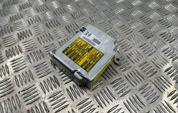 Lexus GS 300 350 430 450H Airbag control unit/module 8917030540