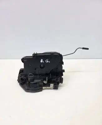 BMW 3 E90 E91 Rear door lock 7060296