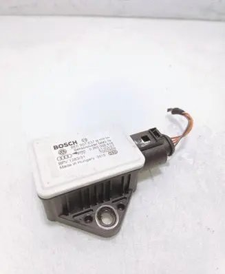 Audi A6 S6 C6 4F ESP acceleration yaw rate sensor 8E0907637B 0265005618 7002469