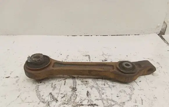 Chrysler 300 - 300C Front control arm 04782561AE