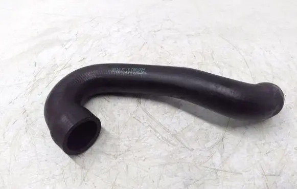 BMW 5 E60 E61 Breather/breather pipe/hose 7786034