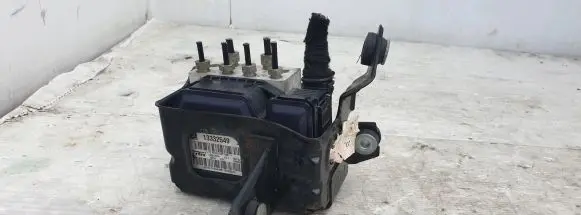 Opel Insignia B ABS Pump 13332549