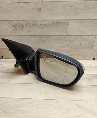 Hyundai i40 Front door electric wing mirror E4023588 023589