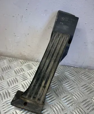 BMW 5 E60 E61 Accelerator throttle pedal 6786286 25916010