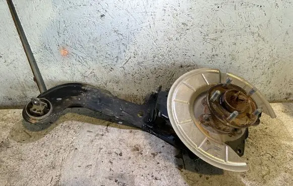 Ford Kuga III Rear wheel hub LX615A968 HL08A
