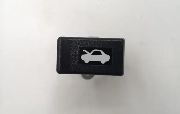 Honda CR-V Engine bonnet (hood) release handle