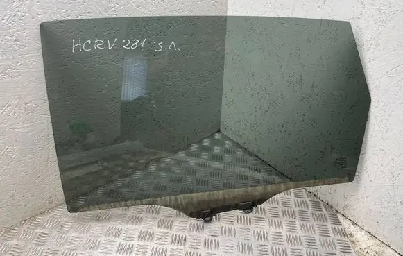 Honda CR-V Rear door window glass 43r006723