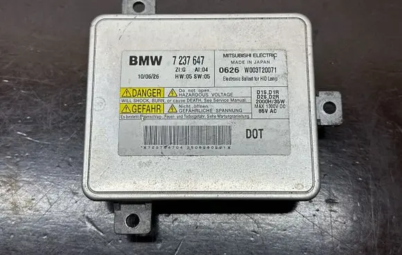BMW 3 E90 E91 Headlight ballast module Xenon 7237647