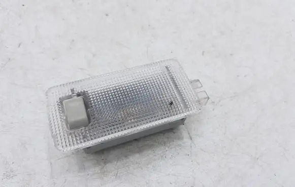Lexus IS 220D-250-350 Rear seat light 5NY 5DU