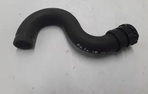 Volvo XC60 Engine coolant pipe/hose