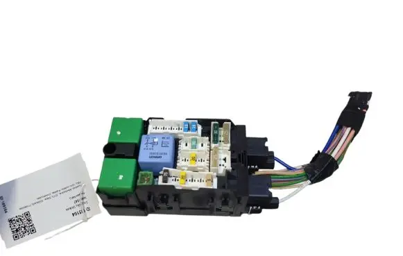 Peugeot 508 Fuse module 9665492680 018014781
