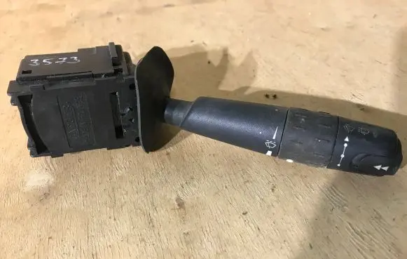 Peugeot 605 Wiper control stalk 96093424ZL 34074503