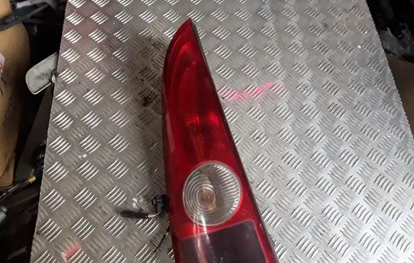 Renault Espace - Grand espace IV Rear/tail lights 8200027153