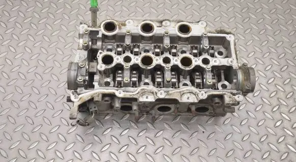 Jaguar XJ X350 Engine head 4R8Q6C064AG