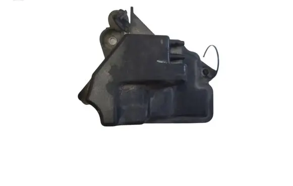 Vacuum air tank