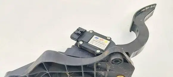 Hyundai ix 55 Accelerator throttle pedal BFB0166A2B100