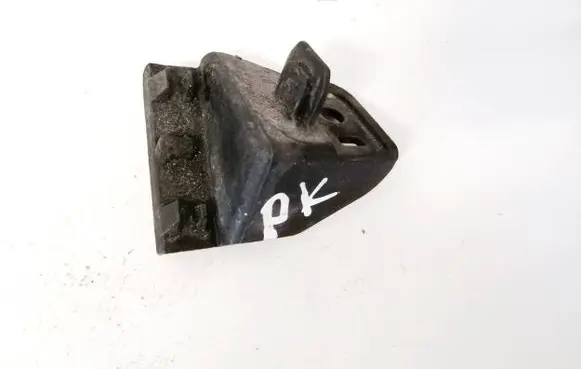 Hyundai Sonata Front bumper mounting bracket 865573k000