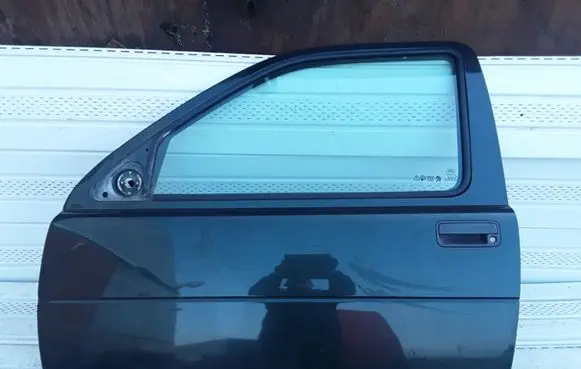 Land Rover Freelander Front door 6N4959802B E243R007023
