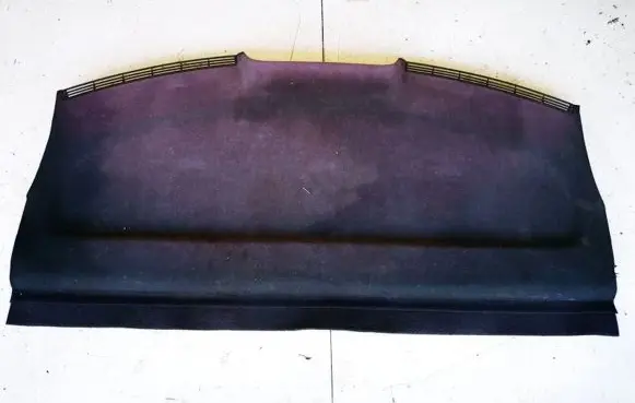 Parcel shelf