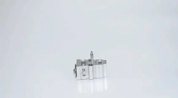 BMW 3 G20 G21 Air conditioning (A/C) expansion valve 6994989 64116994989
