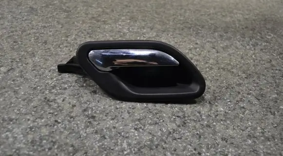 BMW 5 E39 Rear door interior handle 8226050