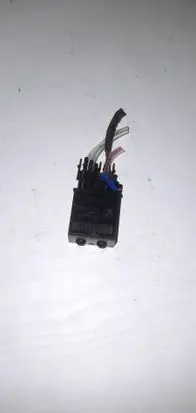 BMW 3 E90 E91 Seat heating relay 713878710
