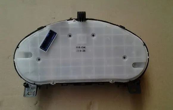 Opel Astra J Speedometer (instrument cluster) 13460585