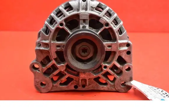 Skoda Fabia Mk1 (6Y) Generator/alternator 03D903025H