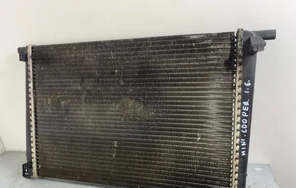 Mini Cooper Countryman R60 Coolant radiator 7535099